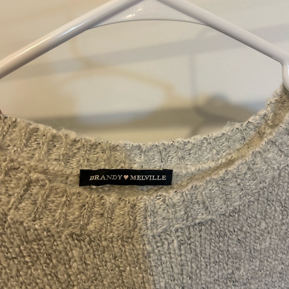 BRANY MELVILLE SWEATER